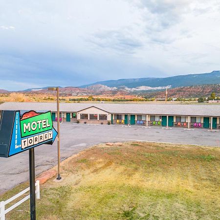 Motel Torrey Ngoại thất bức ảnh