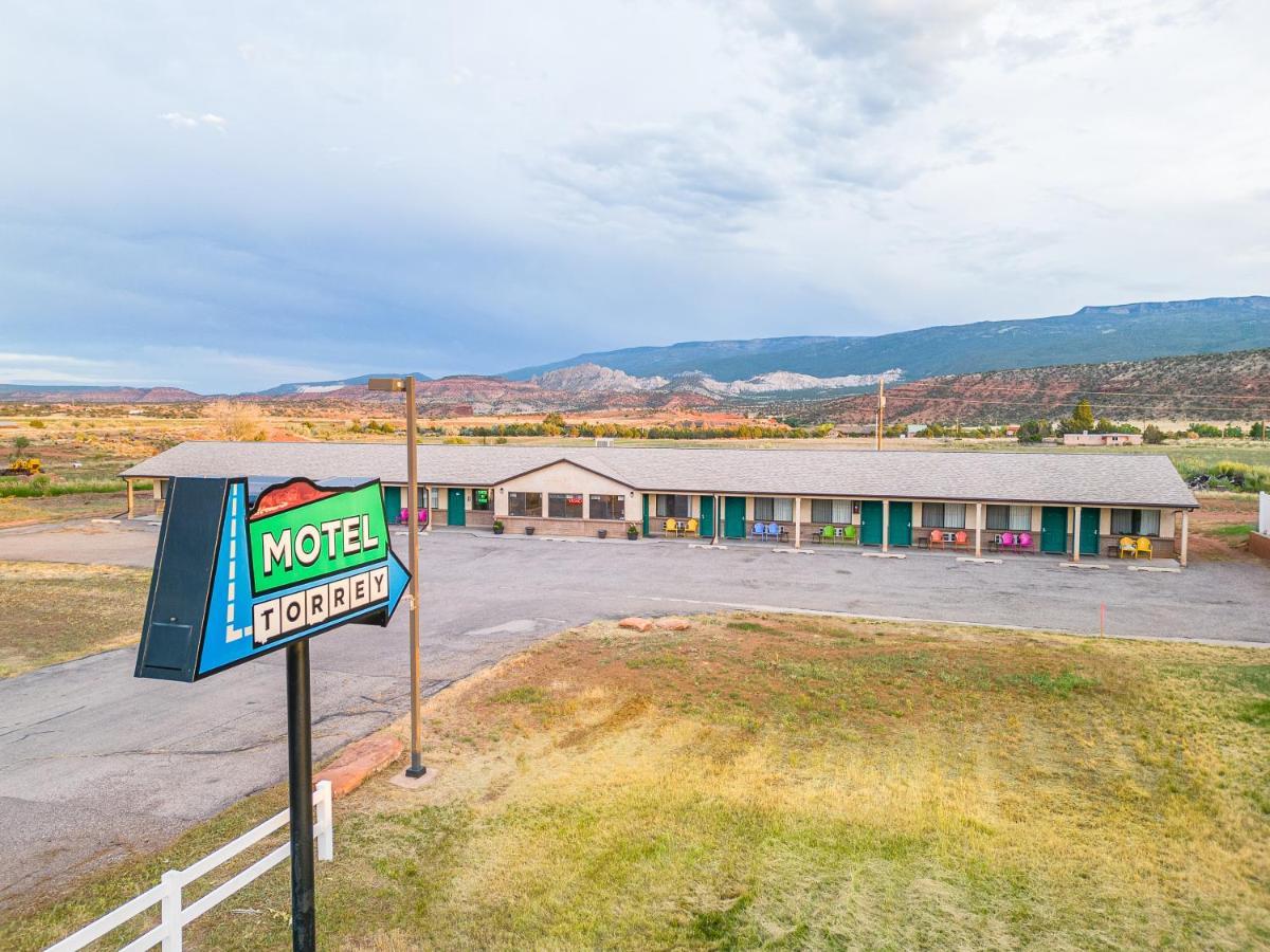 Motel Torrey Ngoại thất bức ảnh
