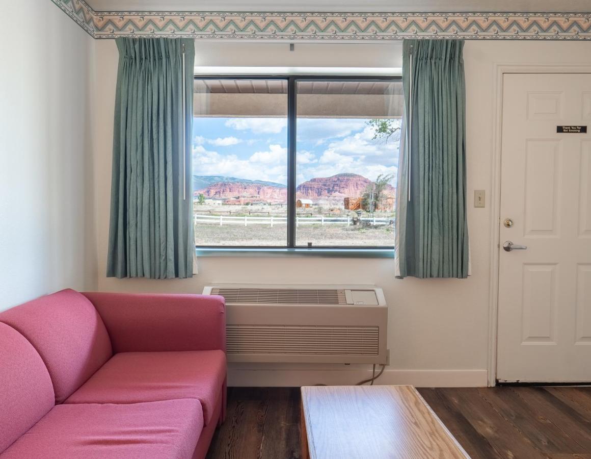 Motel Torrey Ngoại thất bức ảnh