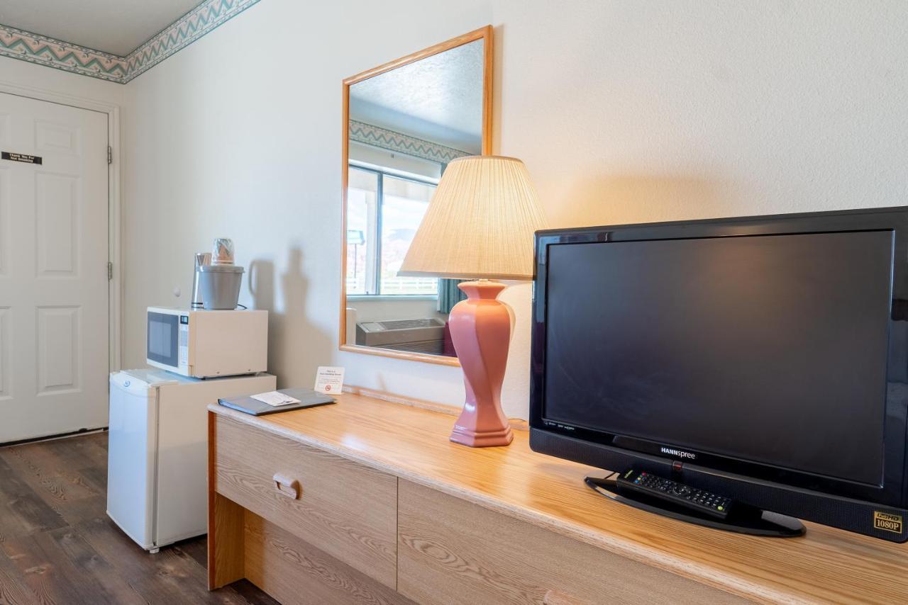 Motel Torrey Ngoại thất bức ảnh